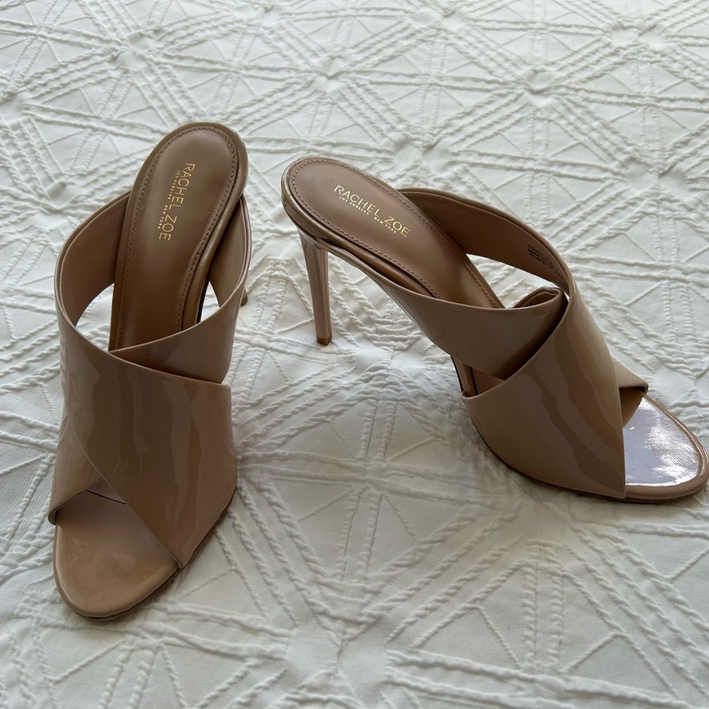 Size 8.5 blush-colored never worn Rachel Zoe mule-style sandals